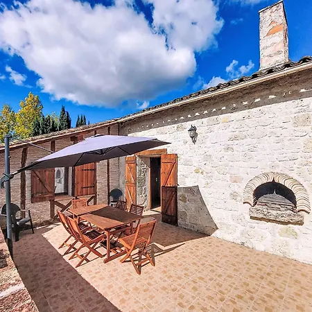 La Grange Jacques By Interhome Nyaraló